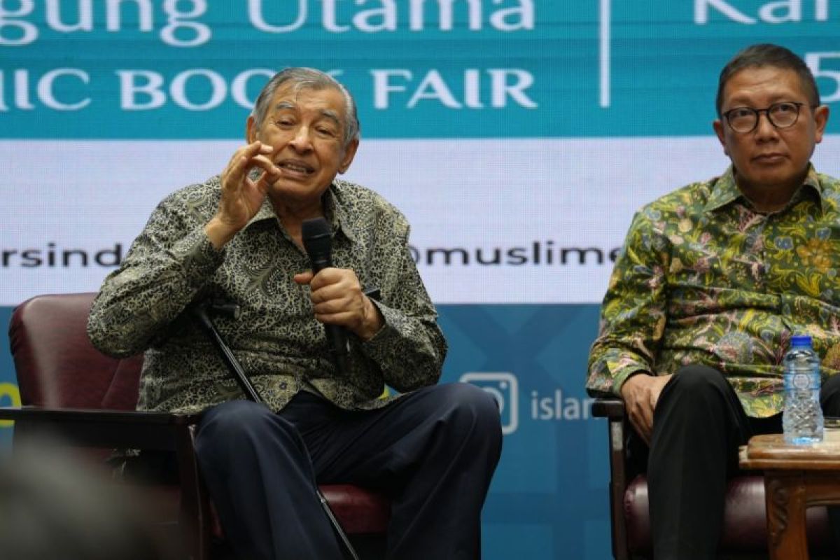 Quraish Shihab luncurkan buku Islam & Politik di Islamic Book Fair