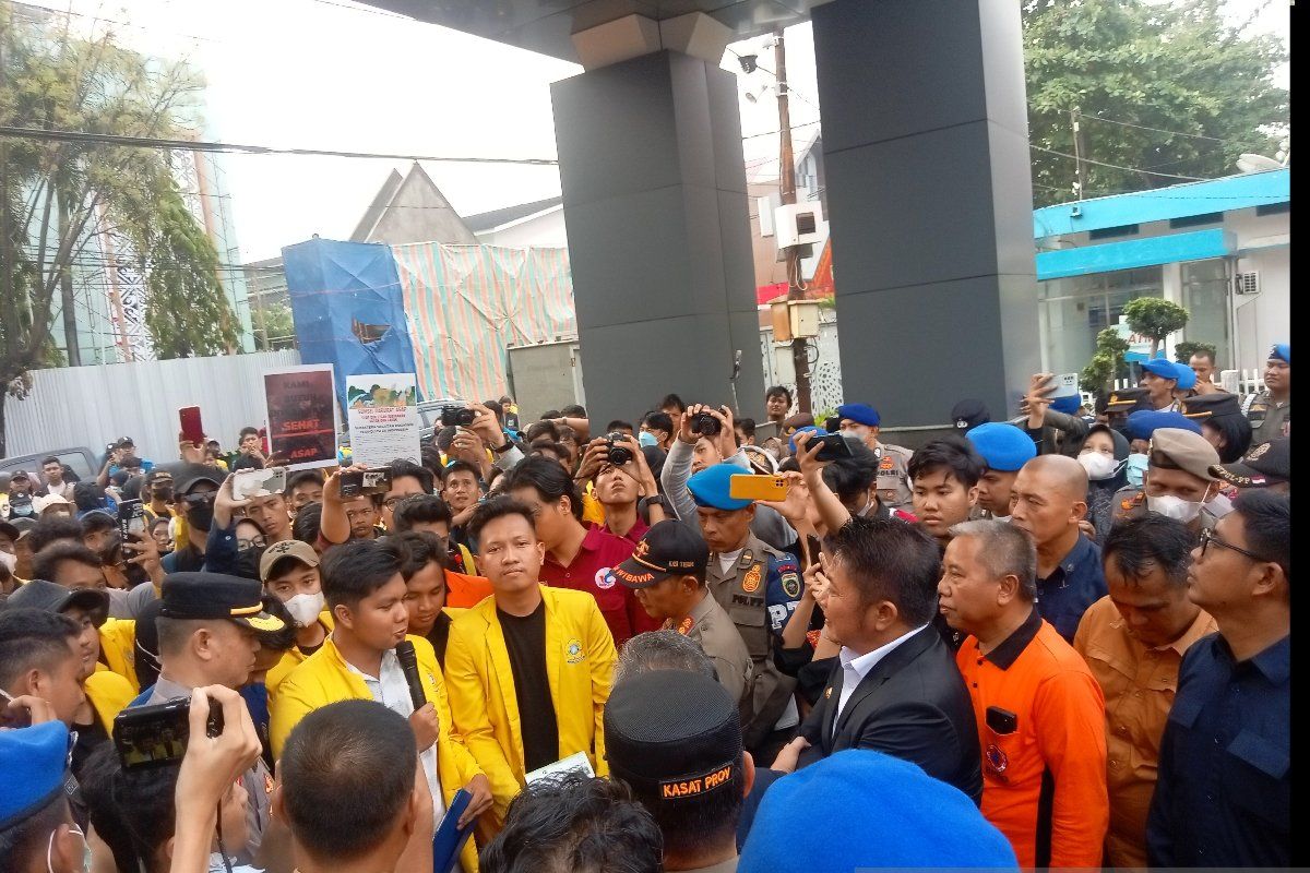 Gubernur Sumsel sambut baik aksi  gerakan "Sumsel Darurat Asap"