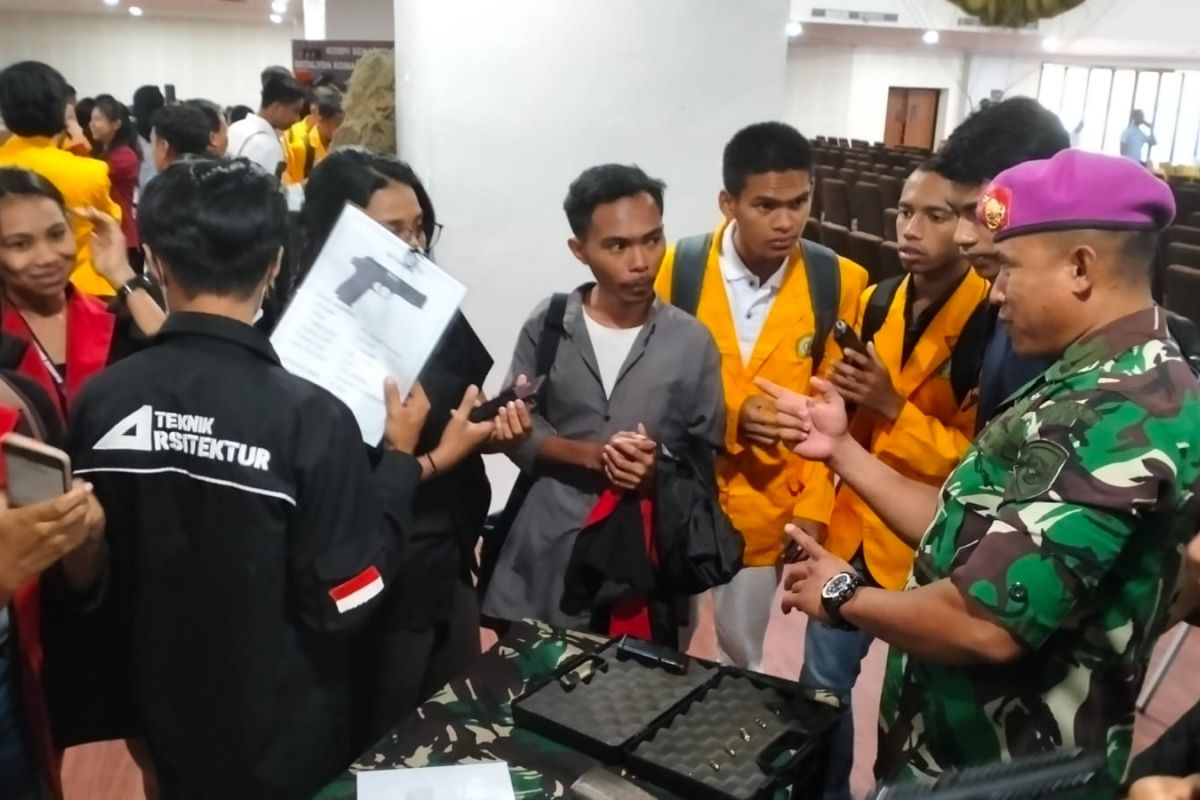 Yonmarhanlan VII Kupang pamerkan alutsista di Universitas Nusa Cendana