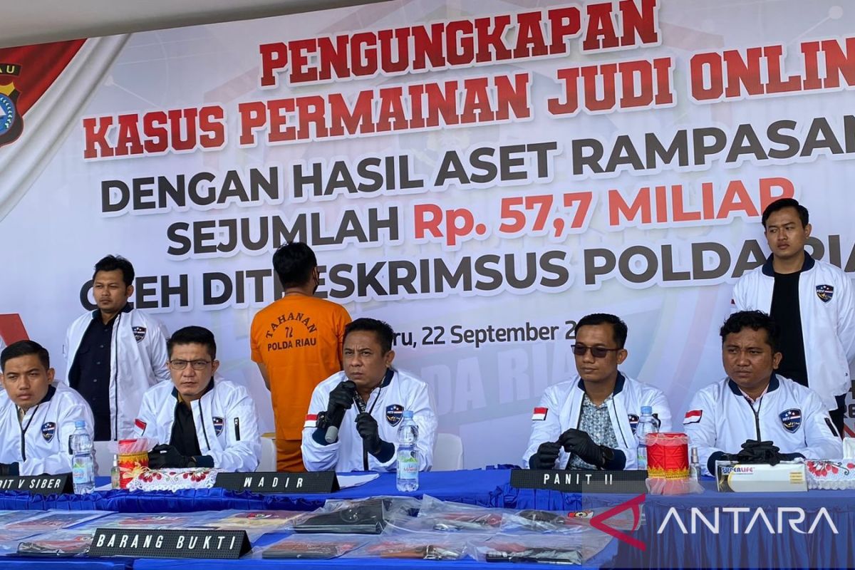 Polisi tangkap afiliator judi online di Pekanbaru beromzet Rp100 juta per minggu