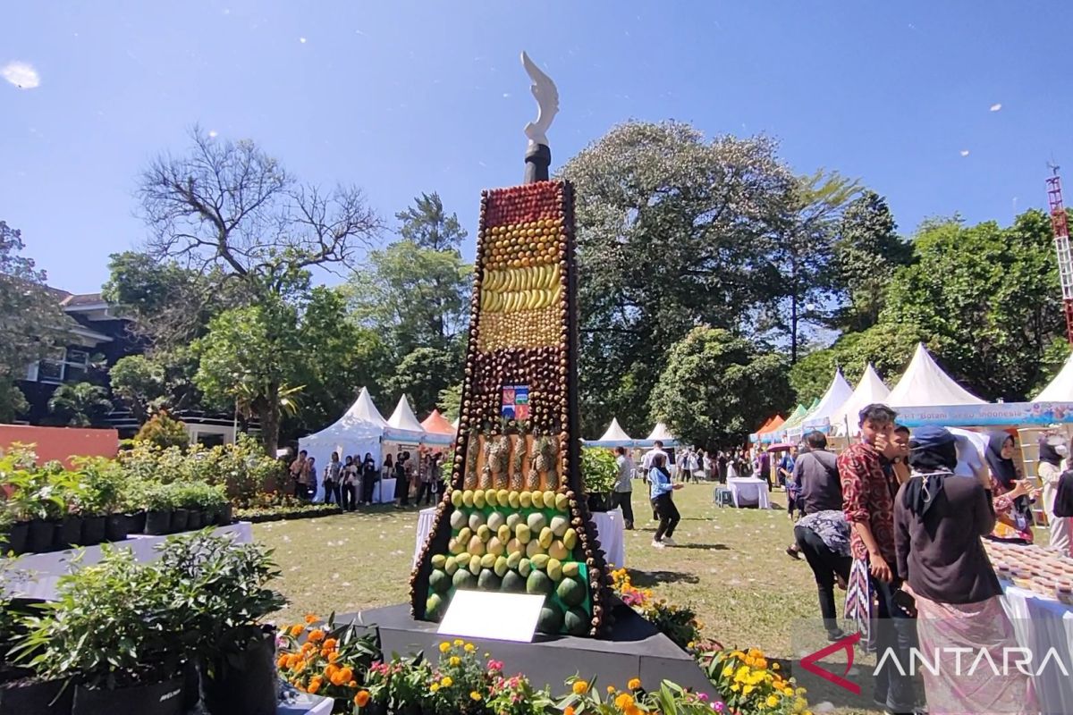 IPB University gelar festival Bunga dan Buah Nusantara