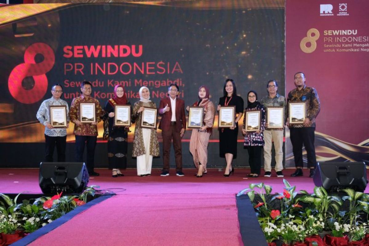 Semen Gresik raih dua "award" bergengsi pada ajang Sewindu PR Indonesia