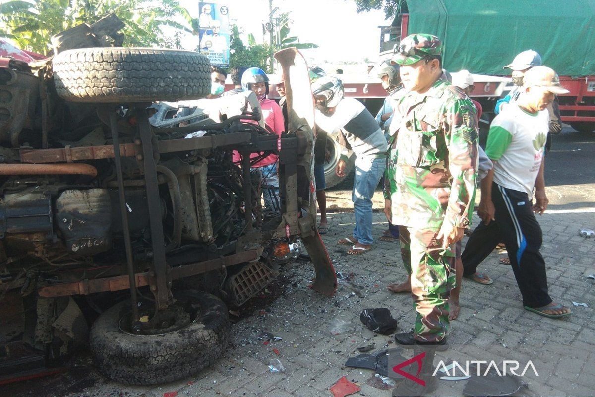 Kecelakaan beruntun di Situbondo, Jatim dua korban meninggal