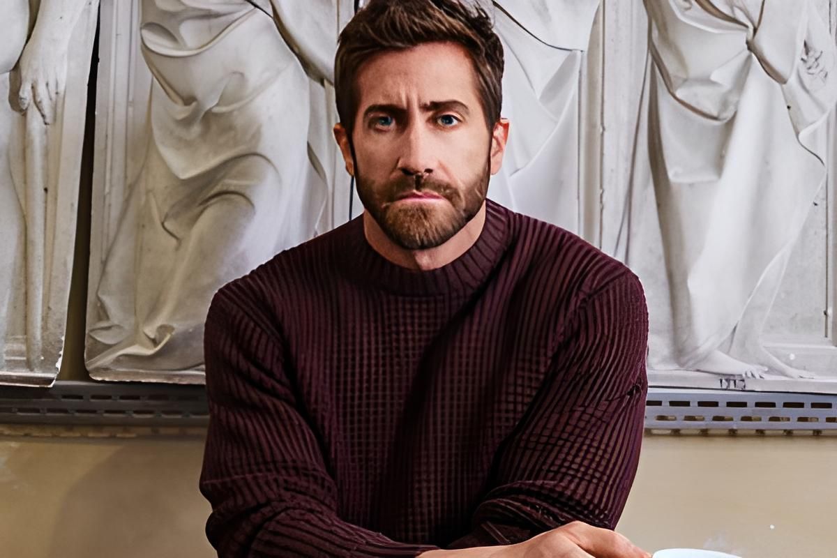 Penulis ungkap Jake Gyllenhaal hampir ambil peran di film "Batman"