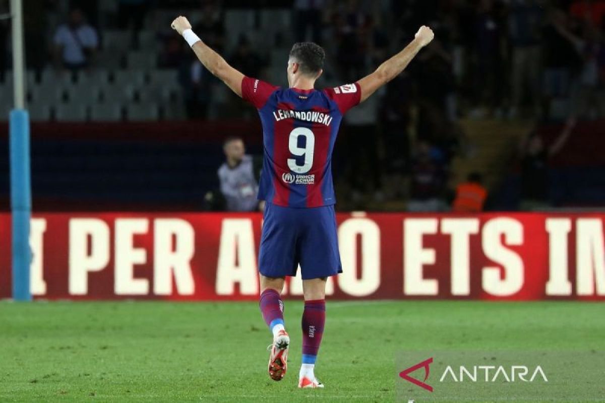 Lewandowski membawa Barcelona menang 2-1 melawan Celta Vigo