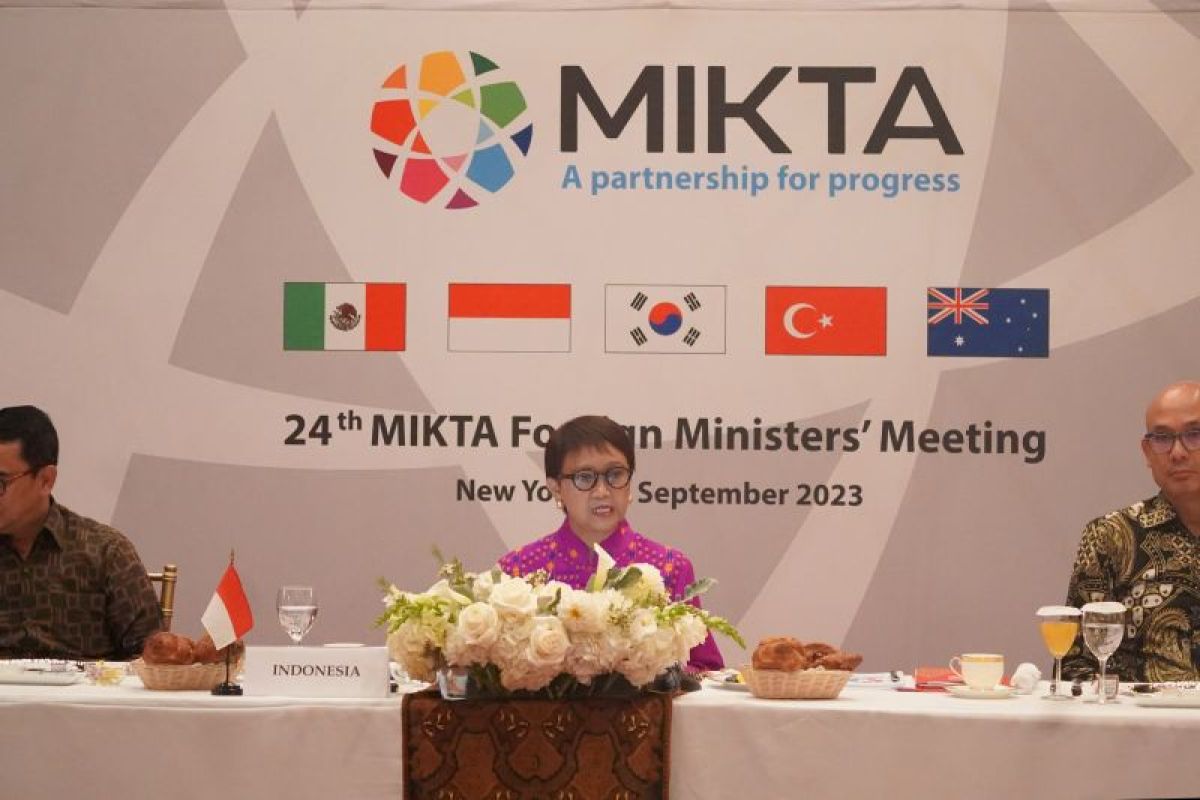 Indonesia encourages MIKTA to become positive force in polarized world