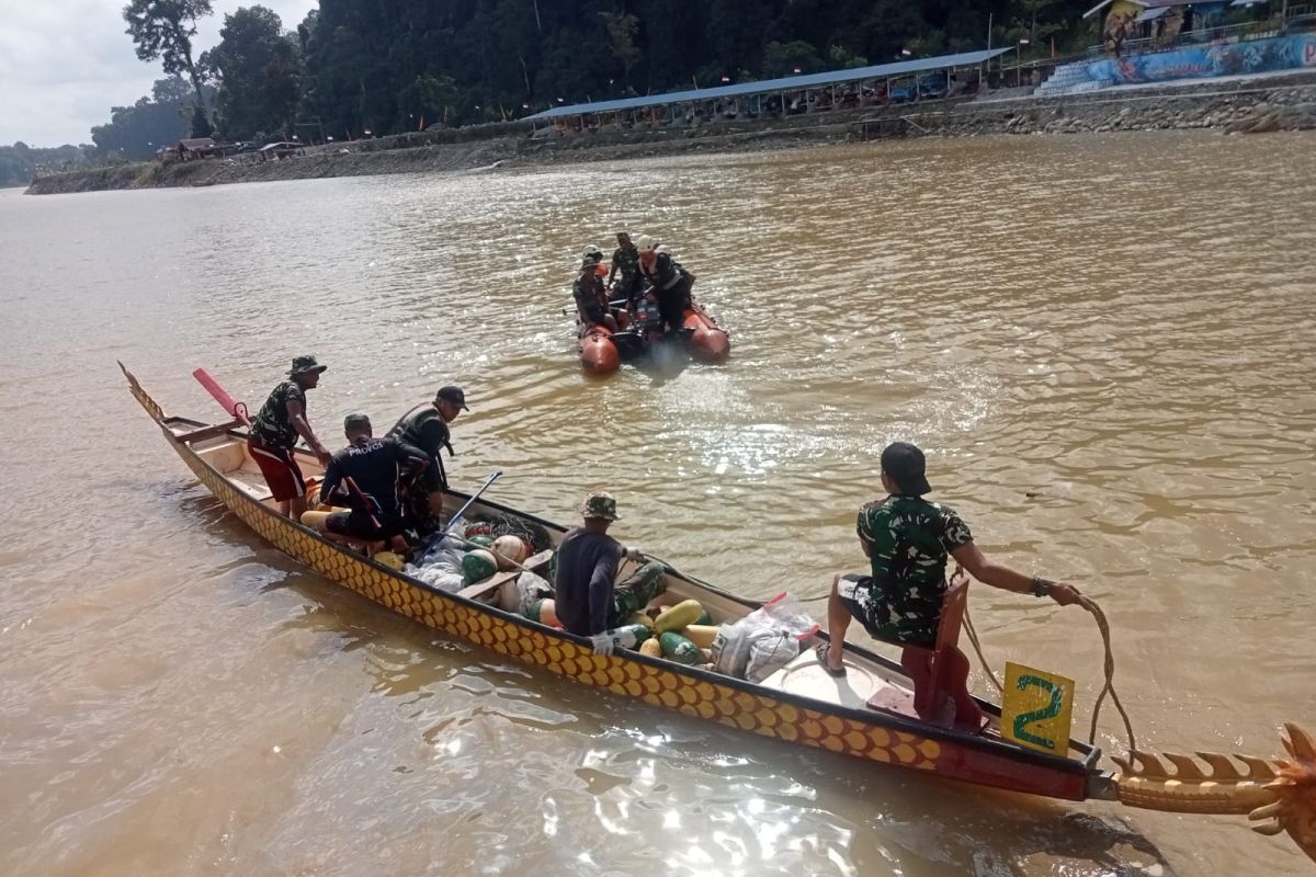 Lomba Dragon Boat meriahkan HUT TNI di Peridon Siap Maju Pasaman Barat