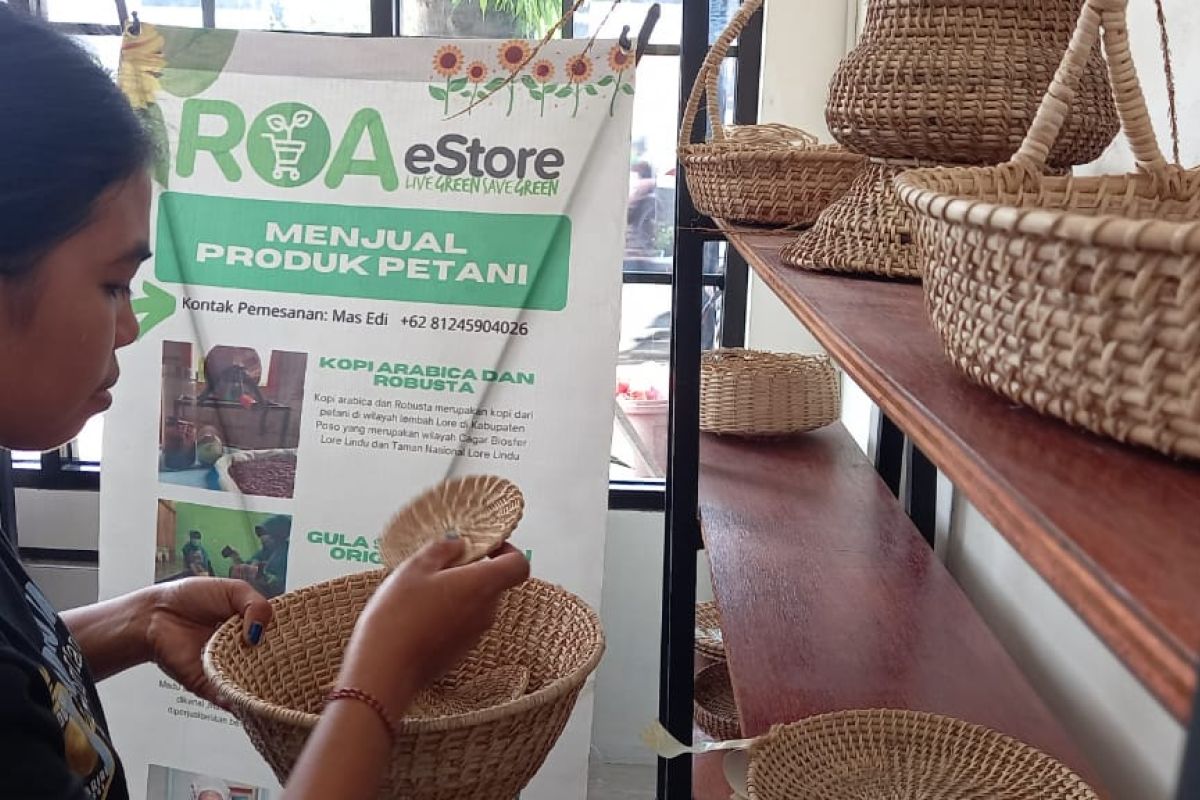 LSM ROA bantu pemasaran produk desa di Sulteng