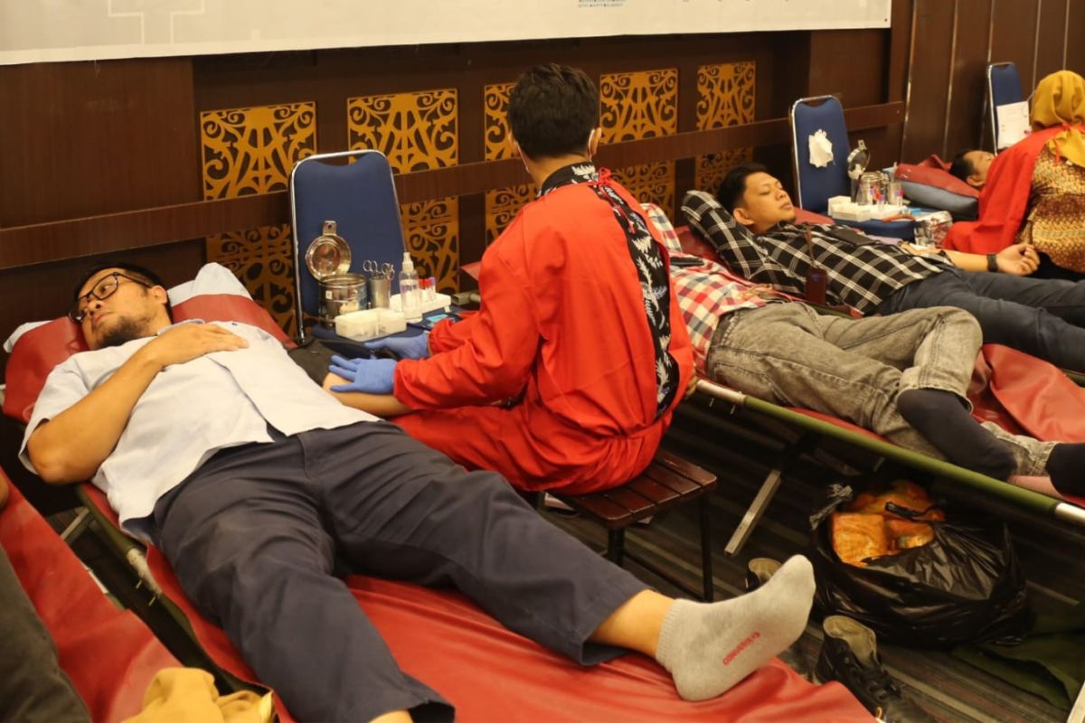 Pelindo gelar donor darah untuk selamatkan kehidupan