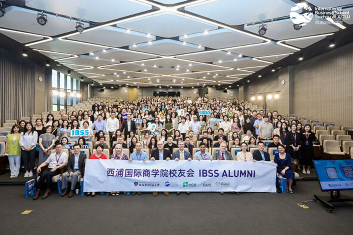 International Business School Suzhou di XJTLU Rayakan Hari Jadi Ke-10 lewat Acara Reuni