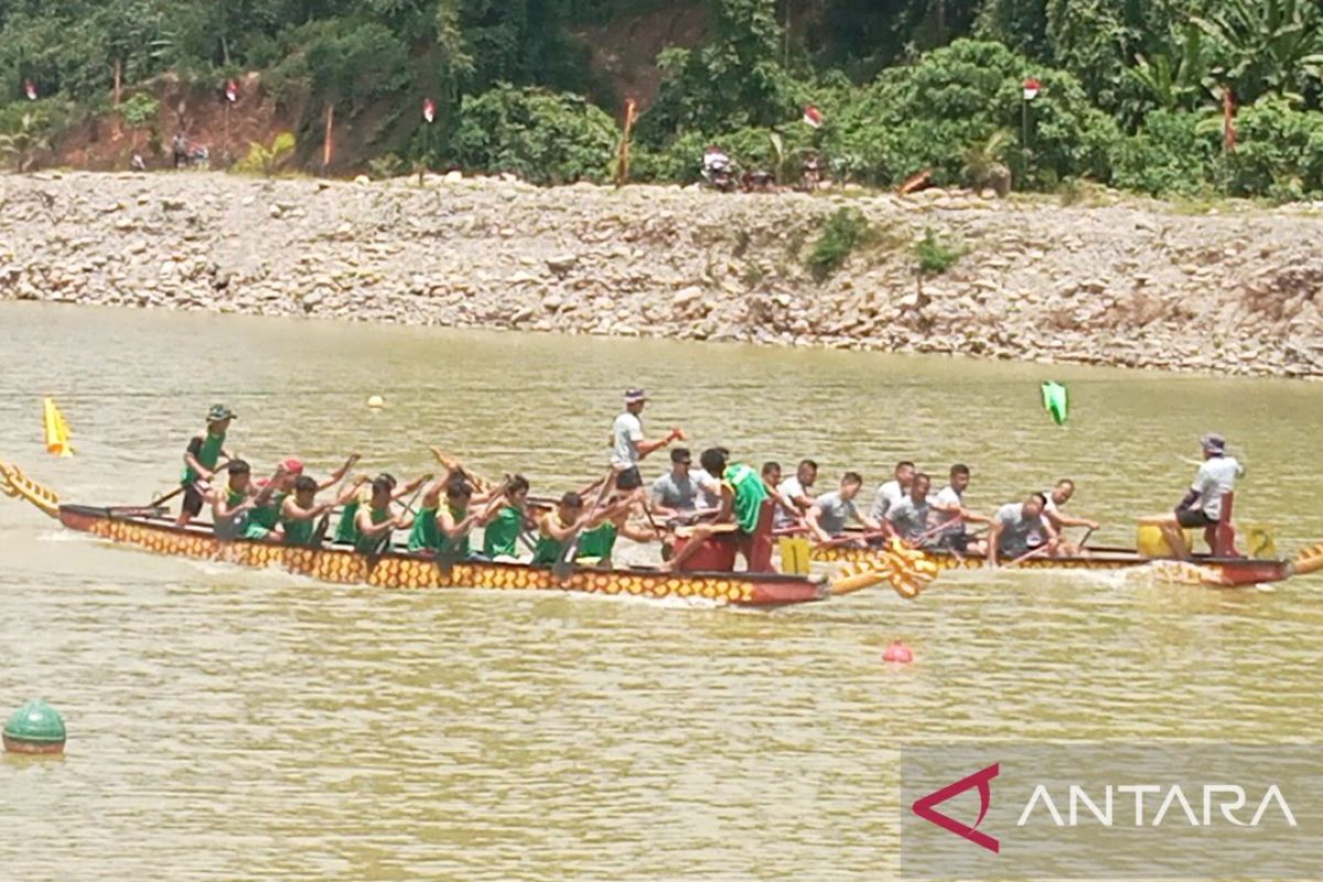 Danrem 032/Wirabraja: Lomba dragon boat tandai adanya arena permanen berskala nasional di Pasaman Barat (Video)