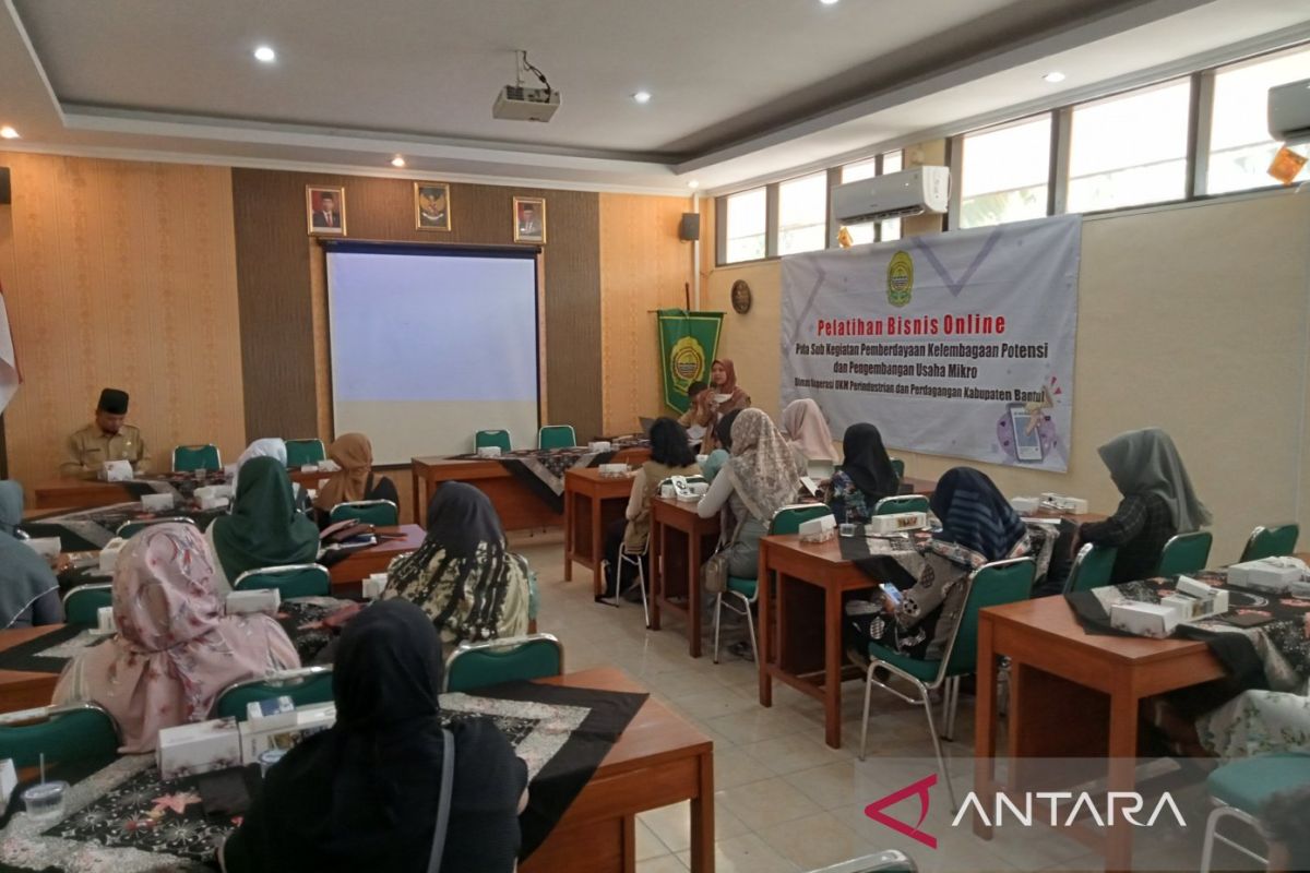 Bantul melatih bisnis online pelaku UKM di Kelurahan Wukirsari