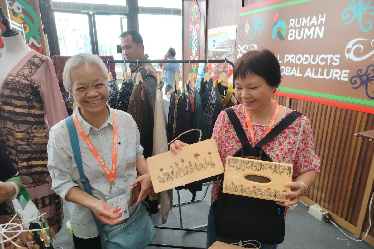 Peruri presents assisted MSME products at the China-ASEAN Expo 2023