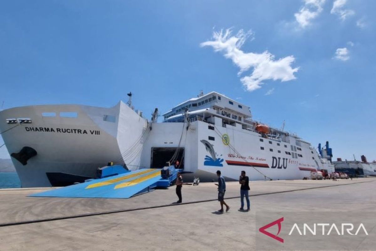 Rasakan sensasi naik kapal mewah KM Dharma Rucitra VIII ke Lombok
