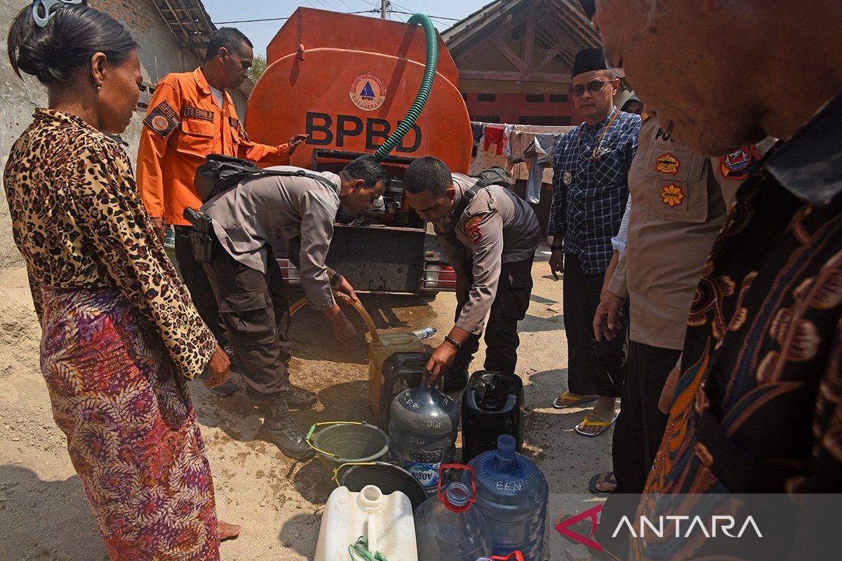 BPBD Kota Serang telah salurkan 515 ribu liter air bersih