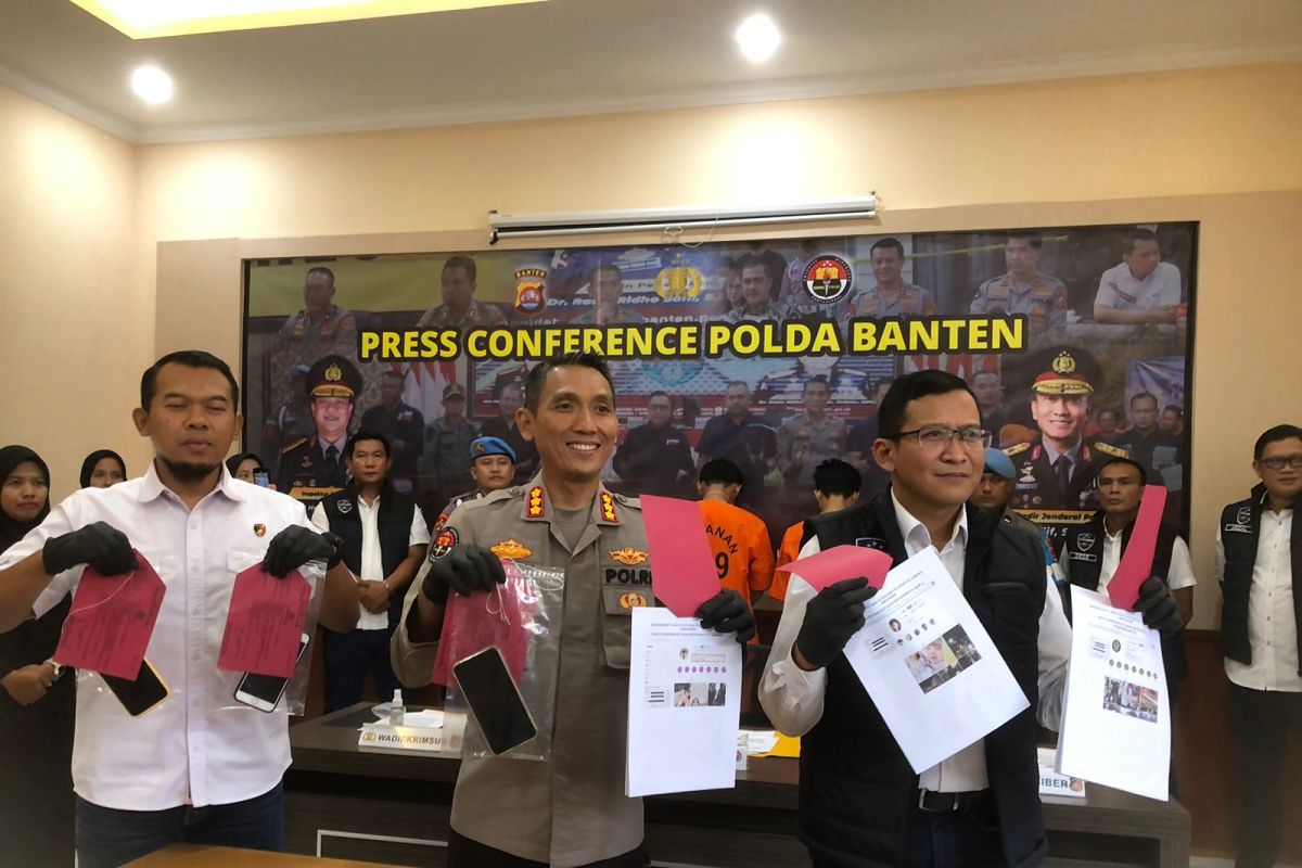Polda Banten tangkap tiga selebgram promosikan judi 