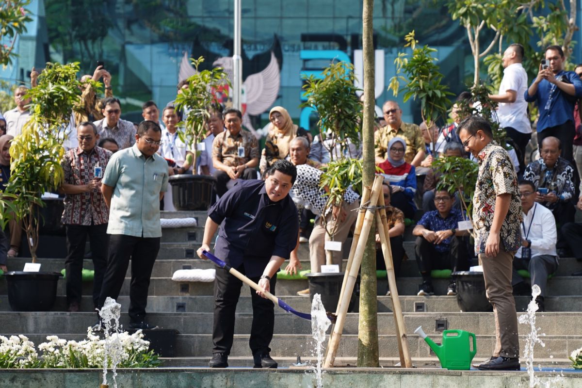 Menteri BUMN tanam 100 ribu pohon untuk tekan polusi di Jakarta