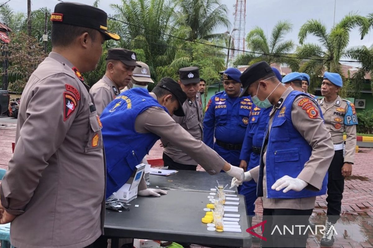 Polres Aceh Barat tes urine personel secara acak, ini hasilnya