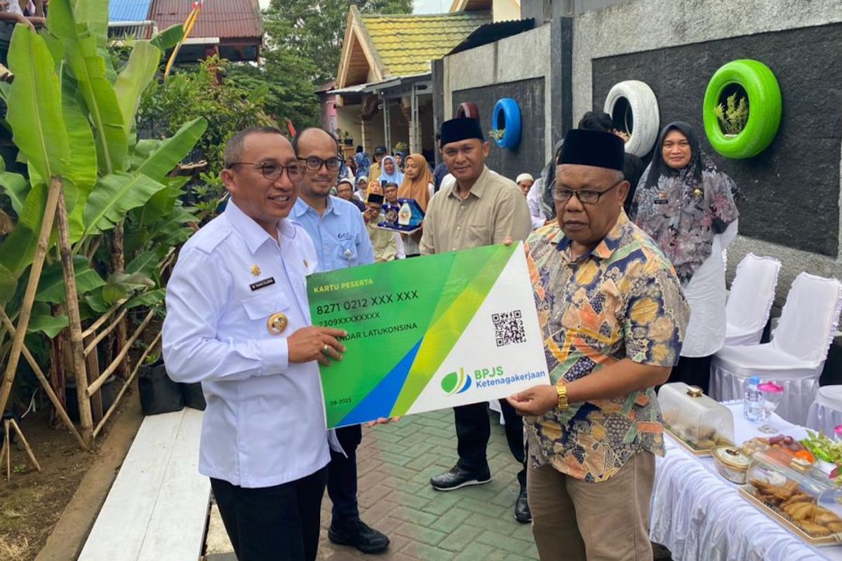 Ketua RT dan  RW se-Kota Ternate terdaftar BPJS Ketenagakerjaan