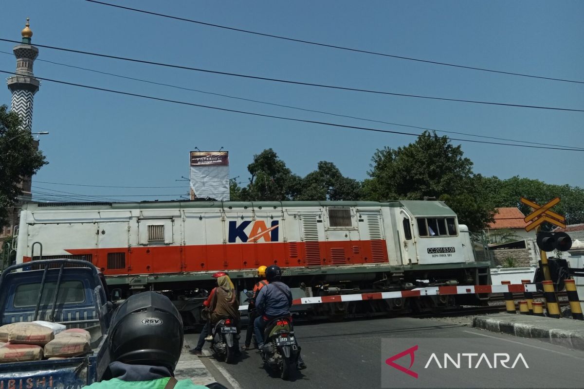 Volume angkutan barang KAI Daop 3 Cirebon capai 281 ribu ton 
