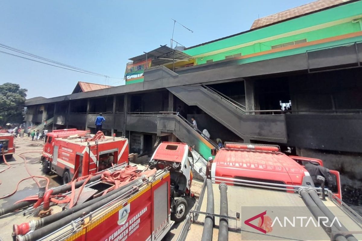 Pemkab Bogor rencana relokasi pedagang Pasar Leuwiliang usai kebakaran pada Rabu