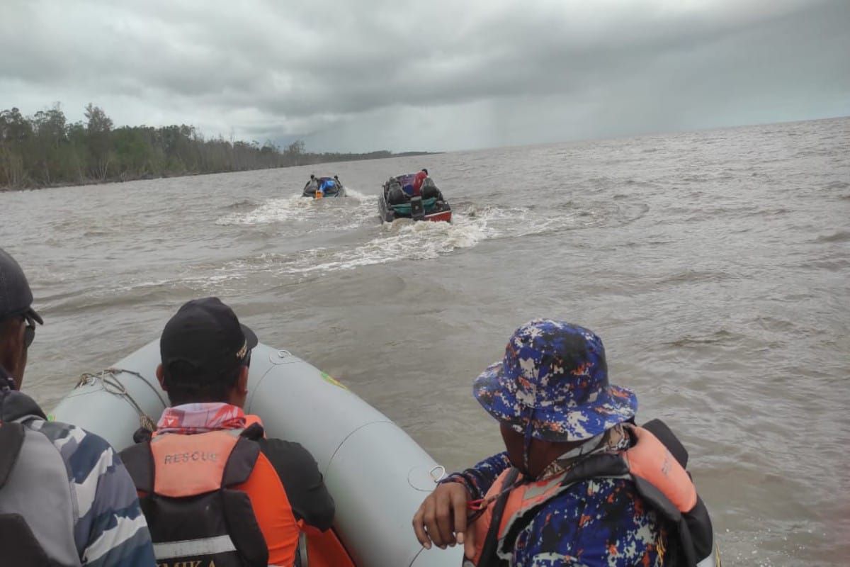 Tim SAR gabungan temukan "speedboat" hilang kontak di Timika tujuan Asmat