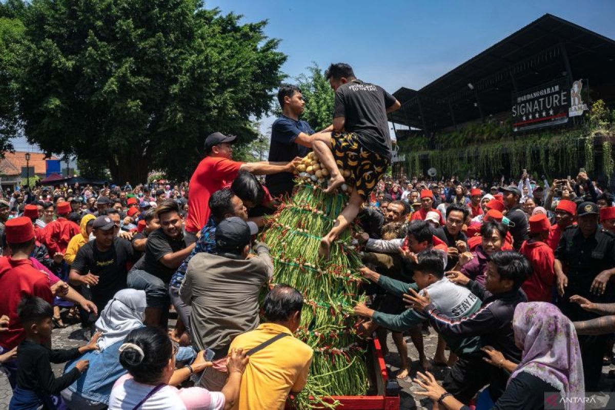 Grebeg Maulud Keraton Yogyakarta ANTARA News