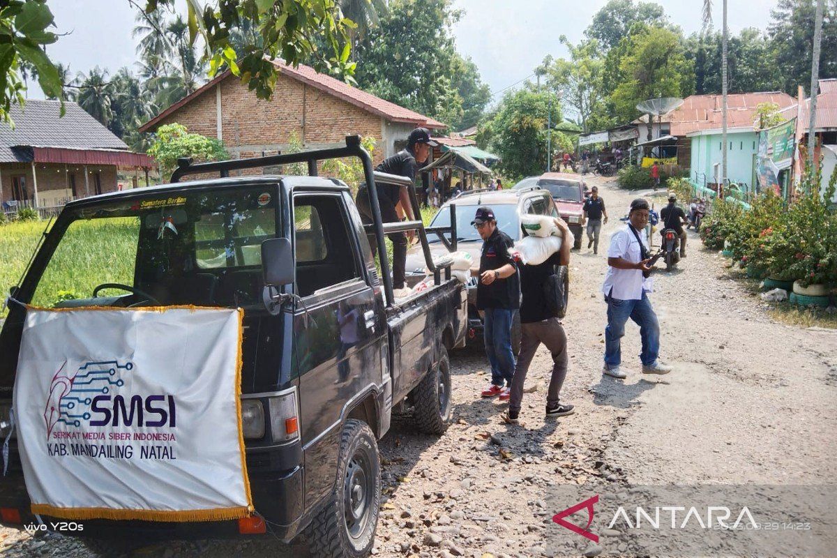 SMSI Madina salurkan bantuan satu ton beras untuk kaum dhuafa