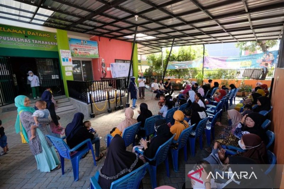 YBM PLN UIP Sulawesi sebarkan 170 paket gizi untuk mencegah stunting