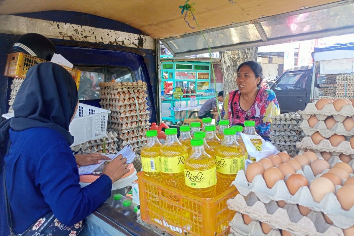 Memasuki Bulan Maulid, harga sembako di Pasar Kebon Roek Naik