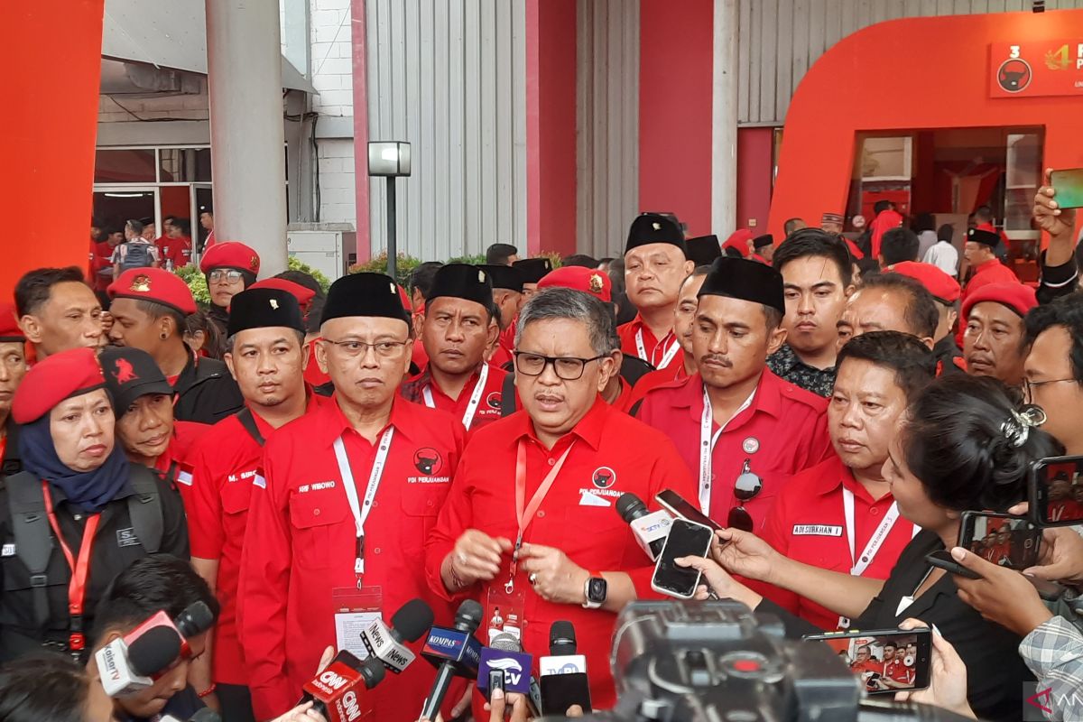 PDIP respons usulan Jokowi gantikan Megawati jadi Ketum