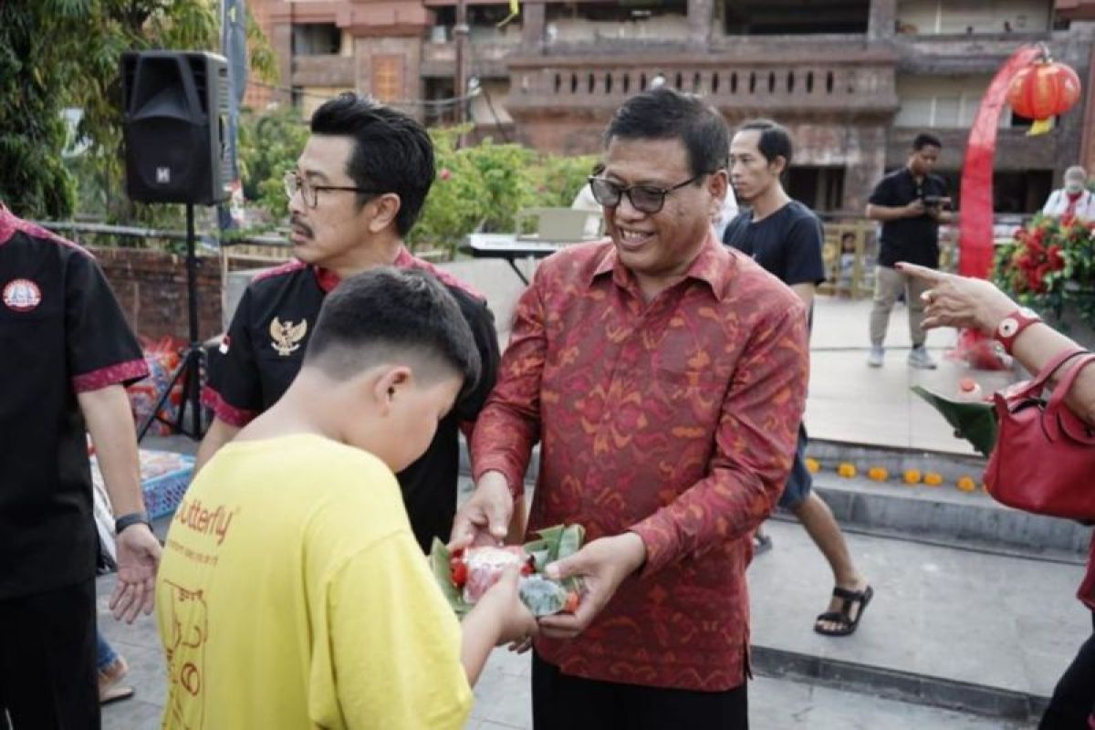 Pemkot Denpasar sebut Festival Kue Bulan jadi wahana akulturasi budaya