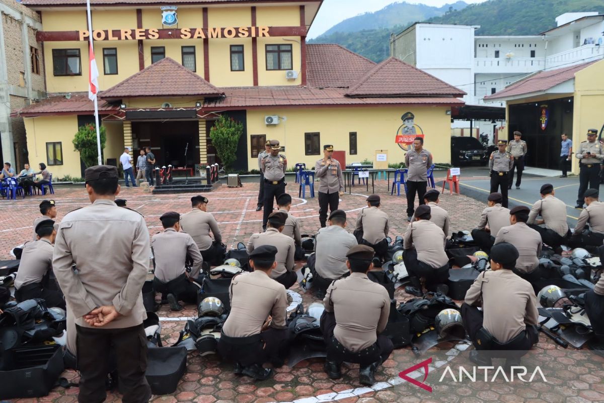 Kesiapan Sispamkota, Kapolres Samosir cek kelengkapan sarpras