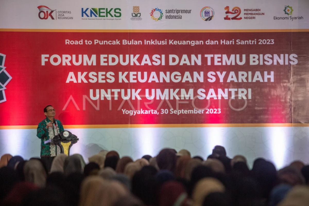 OJK minta santri meningkatkan literasi dan inklusi keuangan