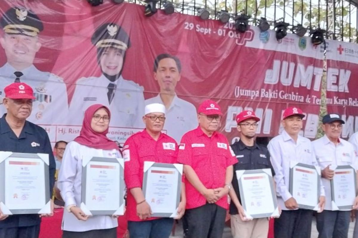 Tujuh PMI daerah ditunjuk menjadi pusat keunggulan pembinaan PMR dan SPAB