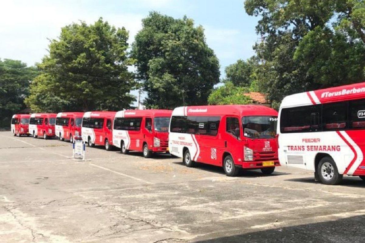 Dishub Semarang kaji ulang rute "feeder" Trans Semarang