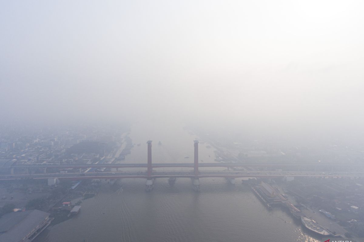 BNPB modifikasi cuaca kurangi kabut asap Sumsel pekan pertama Oktober
