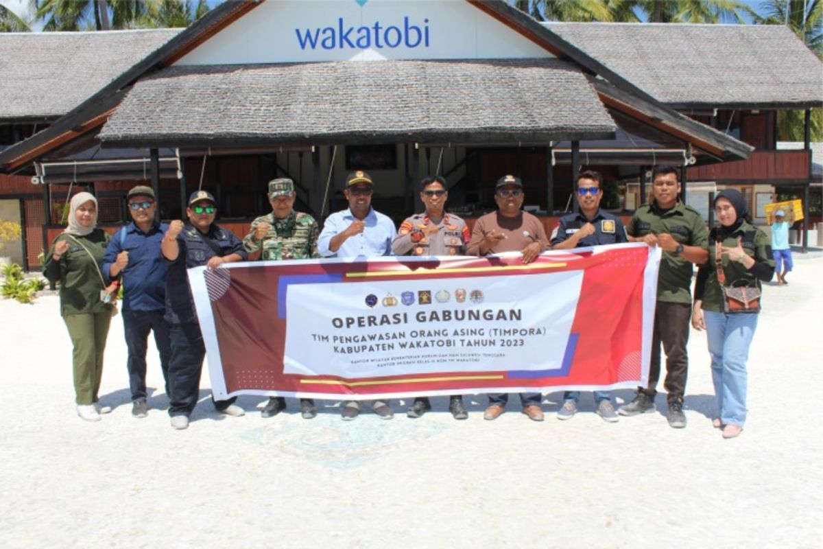 Imigrasi Wakatobi bersama Tim Pora patroli gabungan mengawasi orang asing