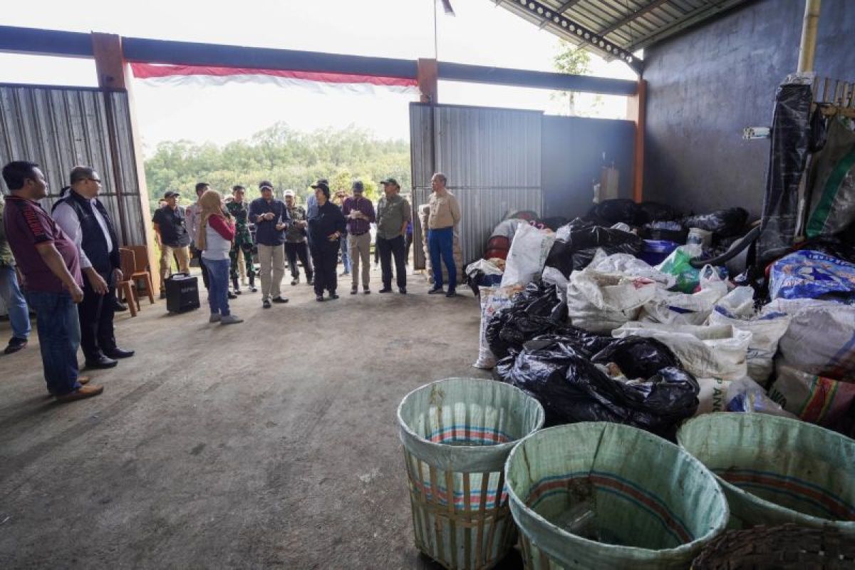 Menteri Siti Nurbaya sebut pengelolaan sampah Kota Batu jadi percontohan