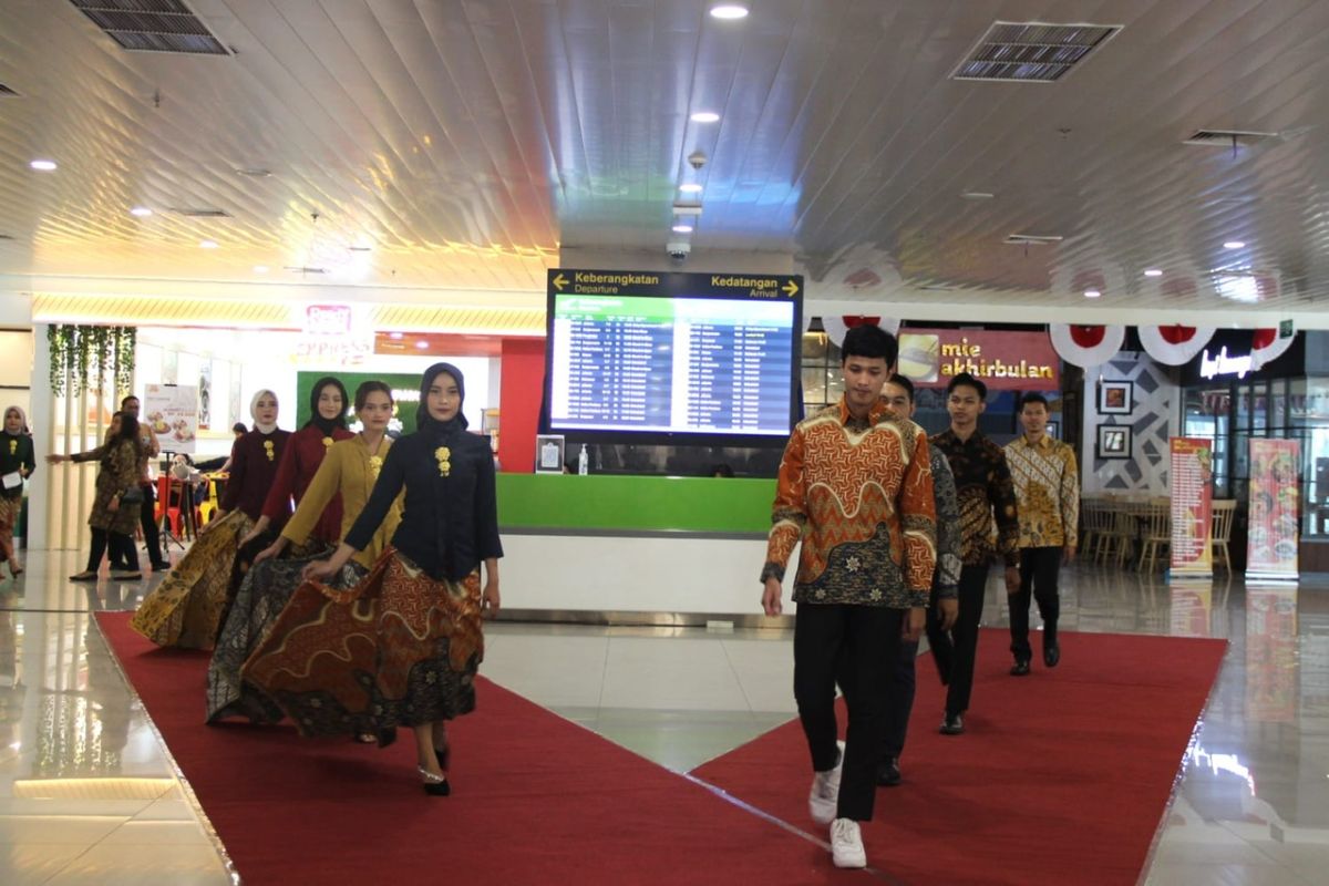 Angkasa Pura I gandeng perajin lokal semarakkan Hari Batik Nasional