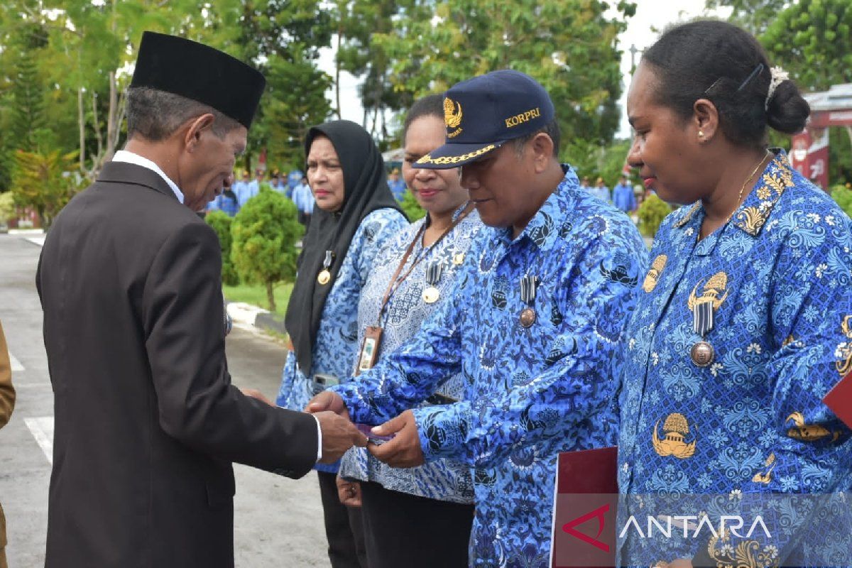 Wabup Biak Calvin:Pancasila pengikat persatuan dan kesatuan bangsa Indonesia