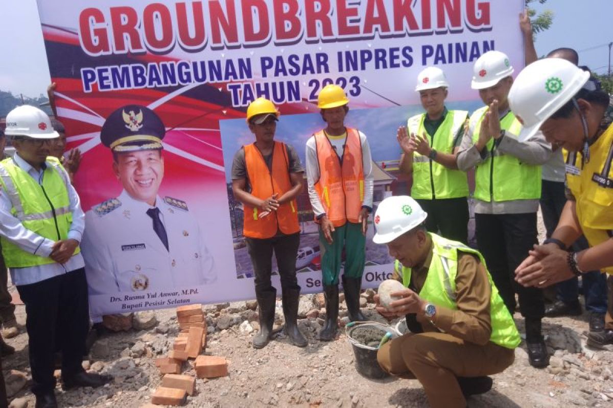 Bupati Pesisir Selatan : Revitalisasi pasar Painan tingkatkan ekonomi daerah