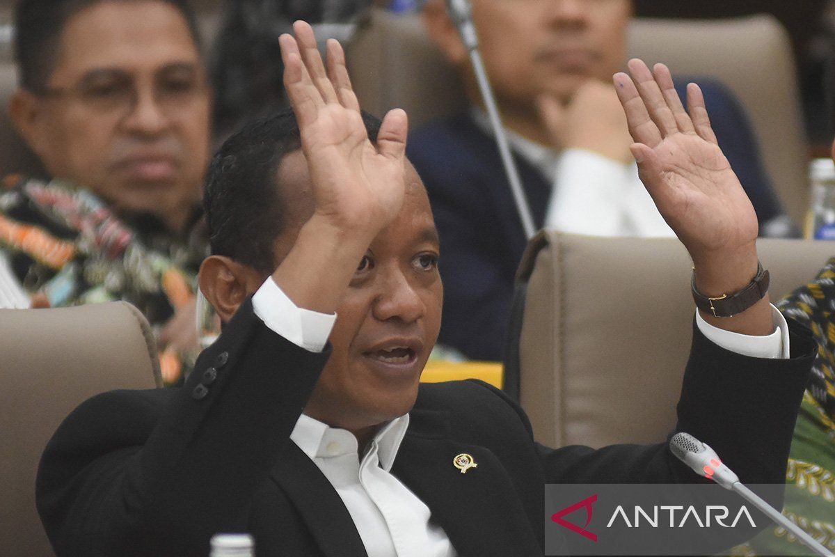 Presiden Jokowi minta agar menteri percepat penyelesaian Proyek Strategis Nasional