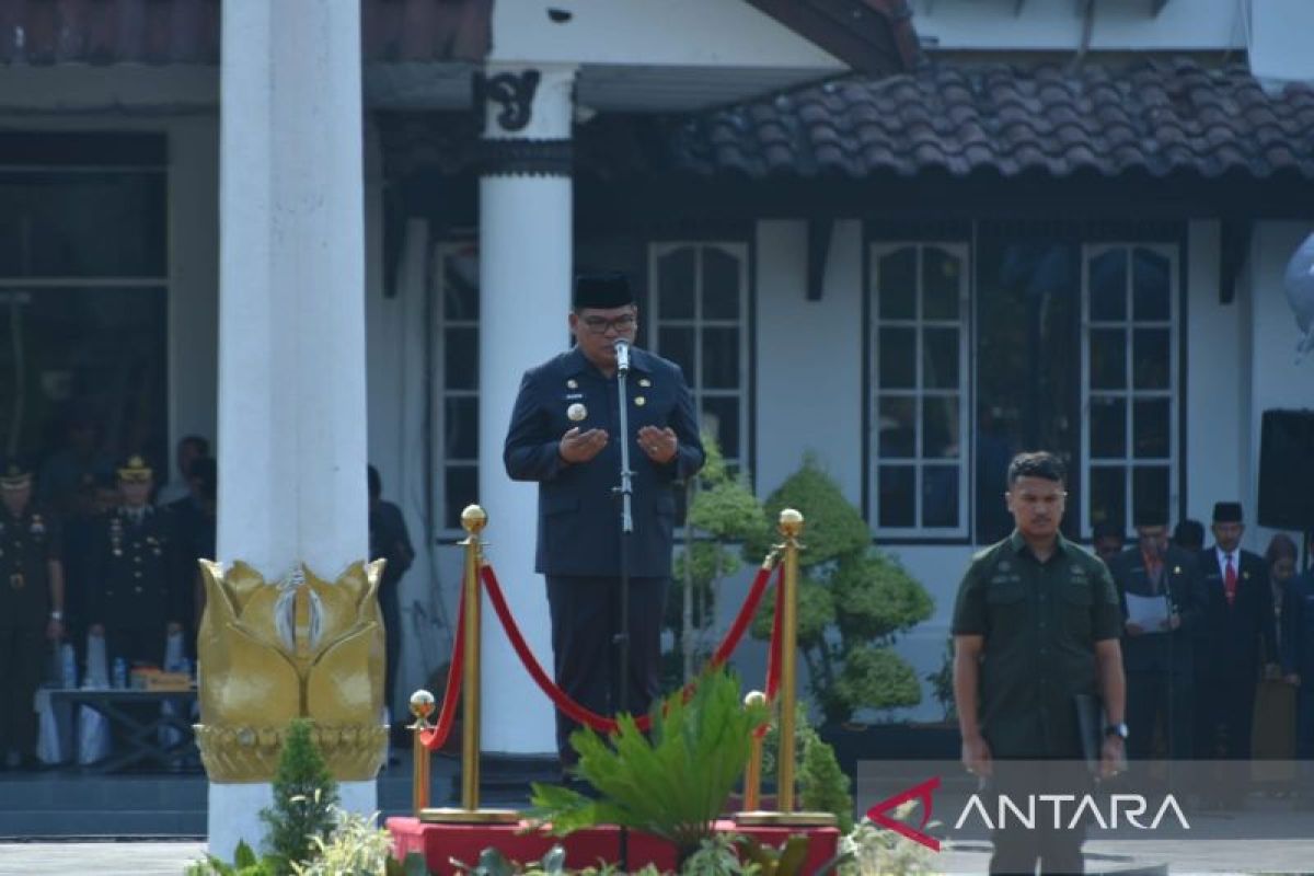 Pj Bupati Bangka minta ASN tingkatkan pengamalan Pancasila