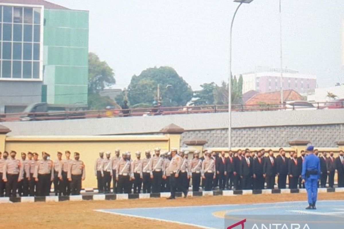 Polda Sumsel tambah 100 personel perkuat satgas karhutla