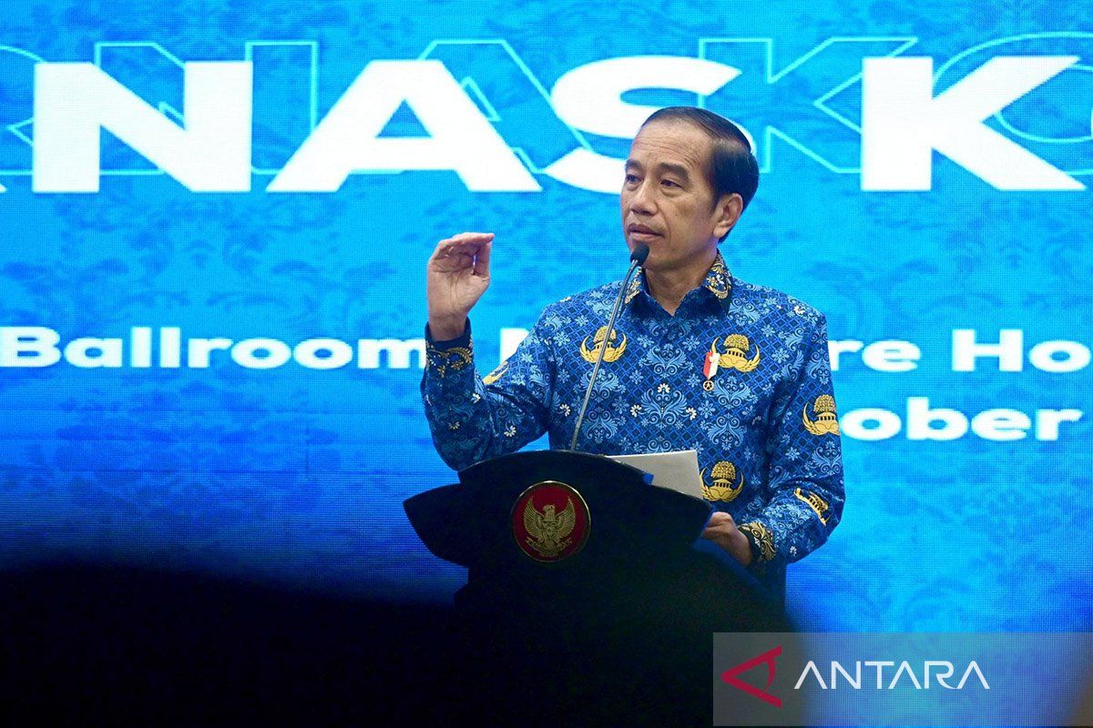 Jokowi: Do not spend state income on imported products