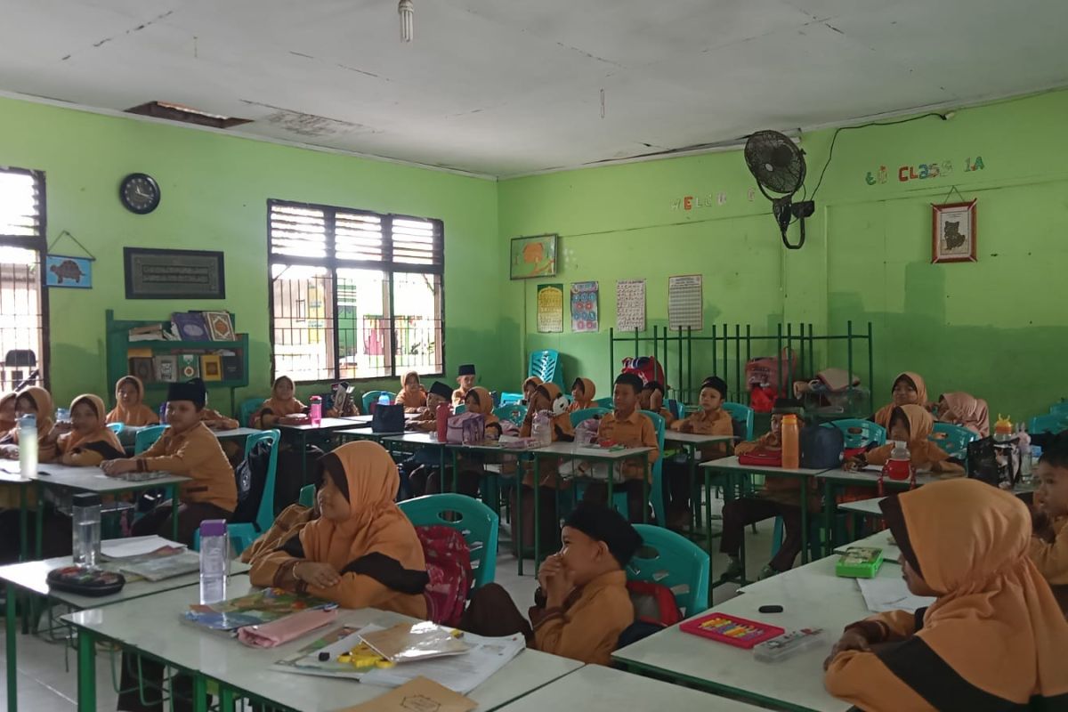 Dinas Pendidikan Kota Pekanbaru wajibkan murid sekolah gunakan masker
