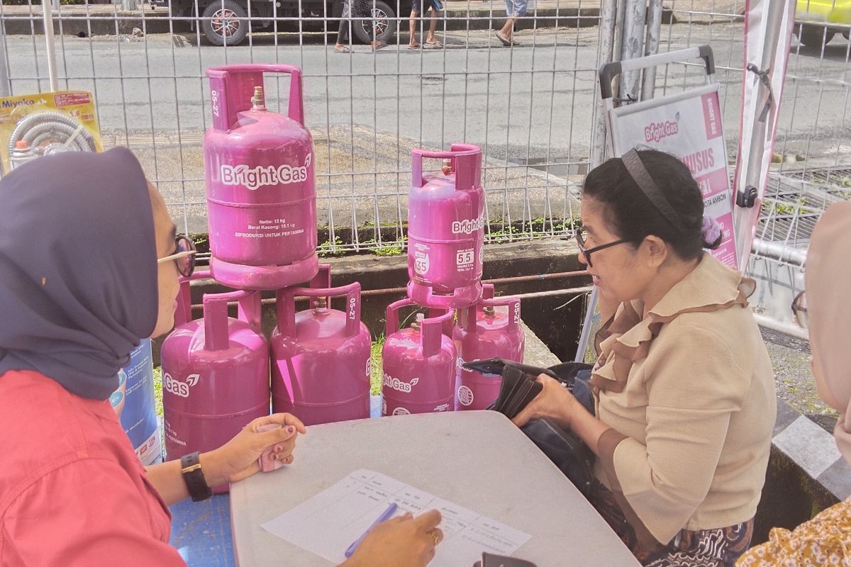 Pertamina ajak UMKM di Ambon beralih gunakan LPG non subsidi