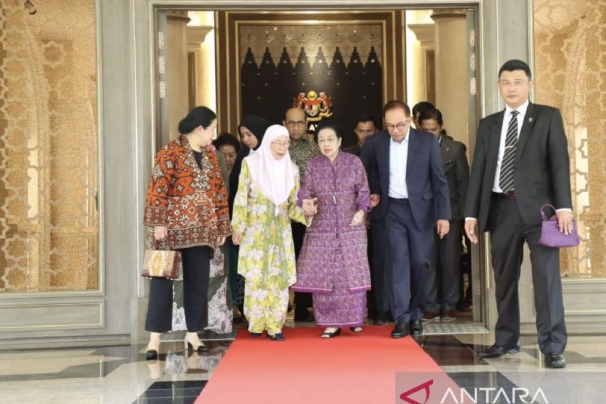Megawati, Mahathir, dan Anwar simbol kekerabatan Indonesia-Malaysia