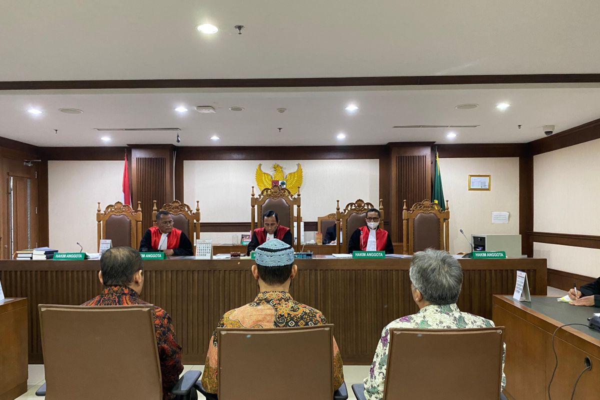 Hakim Tipikor vonis tiga terdakwa korupsi SKEBP Surveyor Indonesia